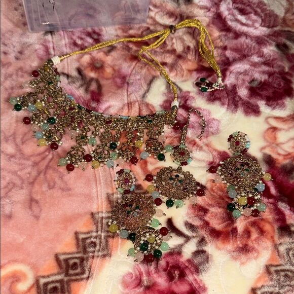 Bollywood style Bridal Elegant Multicolor Jewelry Set NIB NEVER USED - Picture 3 of 13
